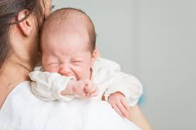 Selain itu, ada beberapa kemungkinan yang menjadi tanda kembung pada bayi Daftar Makanan Dan Minuman Yang Bikin Perut Bayi Kembung