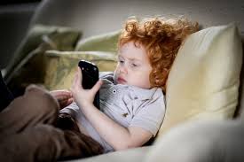 Mom, ux designer by profession, blogger, traveller, addicted to photography, gadget enthusiast and active in sports. 7 Kesan Serius Kepada Otak Dan Kesihatan Kanak Kanak Akibat Penggunaan Telefon Pintar Islam Itu Indah