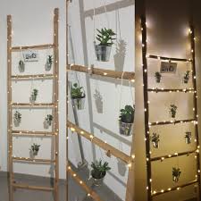 Customisation D Une Echelle En Bambou Echelle Deco Deco Lumineuse Salle De Bain En Bambou
