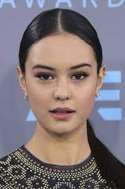 The actress is an aussie, having been born in bunbury, western australia. Courtney Eaton Filme Alter Biographie