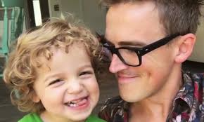 Please bear with me as i just fangirl massively. Tom Fletcher S Adorable Son Buddy 2 Sings The Abcs With Some Hilarious Lyrics Hello
