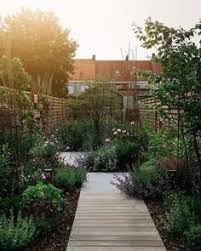 Join tv's #1 family for another hilarious and refreshingly original season of modern family, winner of eleven emmy® awards, including outstanding comedy series two years in a row! 840 Garden Inspiration Ideas In 2021 Garden Inspiration Dream Garden Garden
