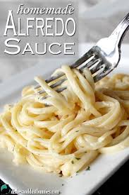 Homemade Alfredo Sauce 1 4c Butter 1 1 2c Heavy Cream 3 4c Parmesan Cheese 2 Cloves Garlic 1 4t Pepper Pinch Pa Homemade Alfredo Homemade Alfredo Sauce Recipes