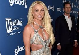 Britney spears — circus 03:12. Britney Spears Se Interna Em Clinica Psiquiatrica Jovem Pan