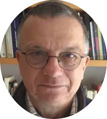 Tan nefasta es? La educación como pánico moral para la derecha