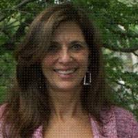 Adrienne Leonard's Instagram, Twitter & Facebook