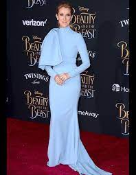 À la fin du xviiie siècle, dans le château proche d'un petit village français, vivait un jeune prince capricieux, égoïste et insensible. La Belle Et La Bete Celine Dion Relooking Reussi Elle