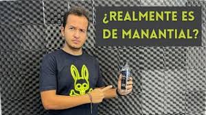 Llena de los minerales que tu cuerpo necesita y que la tierra naturalmente nos da. El Problema Con El Agua De Juanpa Zurita Water People Youtube
