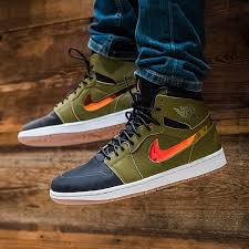Air Jordan 1 Retro High Og Black And Orange Air Jordan 1 Retro High Nouveau Olive Orange Sneakers Men Fashion Sneakers Fashion Sneakers