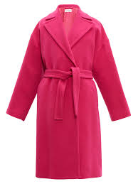 Whereas camel hair and locusts are now considered stylish and gourmet, john the baptist used them for simple survival so that he camel hair kept him protected from extreme temperatures of hot and cold in the desert. Kao Odgovor Na Slusam Glazbu Zeljezo Balenciaga Camel Goldstandardsounds Com