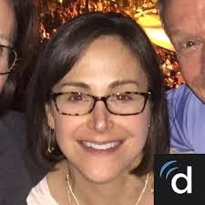 Rochelle Weiss's Instagram, Twitter & Facebook