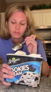 Where my cookies at 😫 @BreyersIceCream #icecream #cookiesandcream
