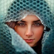 Laura Alger (lowwwasaur)