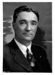 How, Well Do You Know Fort Atkinson? Fort Atkinson can claim lots of  "Firsts" By Robert Angus Do you have a small attention span? Want to digest  Fort Atkinson's 150-year history In