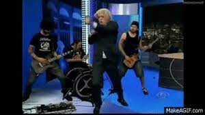 Cada vez mais famoso por suas expressões graças ao jornal do boris, quadro do programa pânico na band,. Jornal Do Boris Panico Na Band 12 08 2012 On Make A Gif