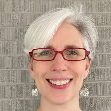 Elizabeth Barwick's Instagram, Twitter & Facebook