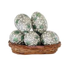 Easter gift ideas if you're making plans for easter and you need some good easter gift ideas, consider doing something different this year and giving fresh fruit arrangements rather than the usual baskets of candy. Hand Painted Silver Green Indian Easter Decoration Eggs For Easter Gifts For Kids Buy Easter Decoration Eggs Easter Eggs Easter Gifts For Kids Product On Alibaba Com