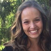 Danielle Glenn's Instagram, Twitter & Facebook