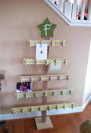 51 amazing recycling ideas for those old christmas cards. 18 Christmas Card Display Ideas The Organised Housewife