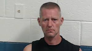 Andrew Persinger's Instagram, Twitter & Facebook