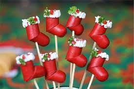 This is an easy idea to entertain little holiday guests! 10 Diy Creative Christmas Food Ideas Weihnachtsessen Ideen Weihnachten Kochen Rezepte Weihnachtsfruhstuck