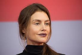 Helena Ware's Instagram, Twitter & Facebook