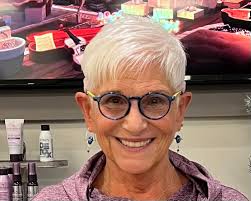 Senior man seeking loyal relationship with younger woman