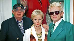 Heino will als alleinerziehender vater. Heino Emport Mein Bester Freund Wurde Einfach Verstreut Leute Bild De