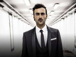 #videoaccordiperchitarra #bellaerovinata #irama #tutorialchitarra come suonare bella e rovinata di irama accordi per chitarra e tutorial nella tonalità. Accordi Buona Vita Marco Mengoni 1000 Note