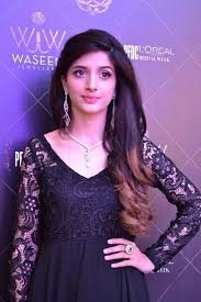 Gorgeous Pakistani Actresses Looking Beautiful In Black Dress Pakistani Formal Dresses Pakistani Actress Pakistani Models