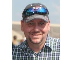 Kirk Henry's Instagram, Twitter & Facebook