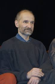 И еще он был бы прекрасным, самым лучшим на земле священником. U Petra Mamonova Otkazyvaet Serdce Starhit Ru