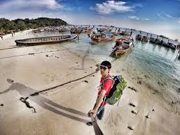The crüe don't call the name of the names of the islands, some people missed the stops and we had to come back, loosing 40 more minutes. Itinerari Bajet Ke Koh Lipe 4 Hari 3 Malam Dengan Cara Memandu Dari Wang Kelian