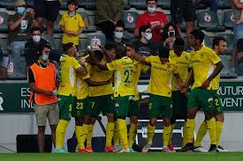 If paços de ferreira, a team with a modest history who surpassed themselves to finish fifth in the portuguese top flight last season, needed outfoxing later on then the selection of identical twins matthew and michael craig on a callow substitutes' bench had some potential to sow confusion. Gvlsfba171arzm