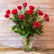 Flowers by philip is a premier florist that handcrafts custom flower bouquets and offers fresh flower delivery in new york, ny Traditional Vase Of Roses By Flowers By Philip