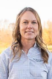 Lisa Tichy's Instagram, Twitter & Facebook