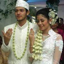 Kala itu, baik rifky balweel maupun risty tagor masih berusia sangat muda ketika memutuskan menikah. Risty Tagor Jalani Akad Nikah Dengan Santai