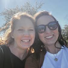 Welcome to Texas” said the picnic table neighbors as they watched Yi Rong  and I try our first batch of boiled crawfish. I'm grateful we got to spend  time with Franklin, Kelly,