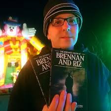 Harvey Duckman Presents... Volume 8: (A Collection of Sci-Fi, Fantasy,  Steampunk and Horror Short Stories): Baucherel, Kate, King, Christine,  Hayes, Mark, Minns, Alex, Bagley, Adrian, Coburn, Crysta K., Martin, Peter  James, Connelly,