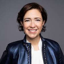 Ingrid Flores's Instagram, Twitter & Facebook