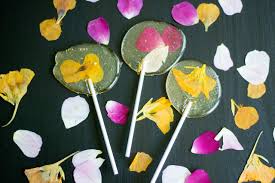 To keep cut flowers fresh for a longer period of time, start with a clean vase. 10 Ways To Use Edible Flowers Diy Network Blog Made Remade Diy