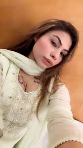 anam khan struggle story from adult industry to bollywood journey | एडल्ट  इंडस्ट्री से बॉलीवुड तक: अनम खान की संघर्षपूर्ण कहानी