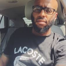 Stephen Pendleton (@ScubaVision)