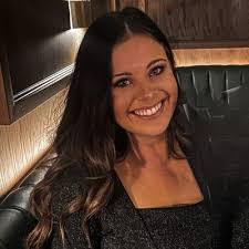 Madison Mabry's Instagram, Twitter & Facebook