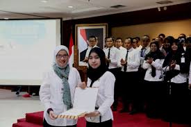 Peserta cpns yang dinyatakan lulus harus melakukan pemberkasan secara digital. Kementerian Pendayagunaan Aparatur Negara Dan Reformasi Birokrasi Penyerahan Sk Cpns Kementerian Panrb