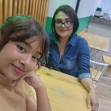 Salmos 138:6. Porque Jehová es excelso, y atiende al humilde,Mas al altivo  mira de lejos.