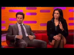 Sarah Silverman Tells Mark Wahlberg To Shut Up On The Graham Norton Show 3 00 Funny Comedians Comedian Videos Norton Show