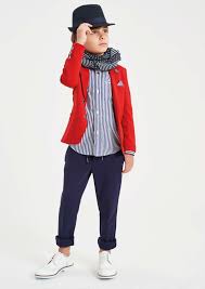 Primavera ed estate, di solito, portano con sé tante occasioni speciali, di festeggiamento e cerimonia. Abbigliamento Bambino E Ragazzo Baby Star Torino