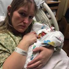 Is there anyone who can do engagement photos?