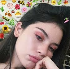 Esther Olmos's Instagram, Twitter & Facebook